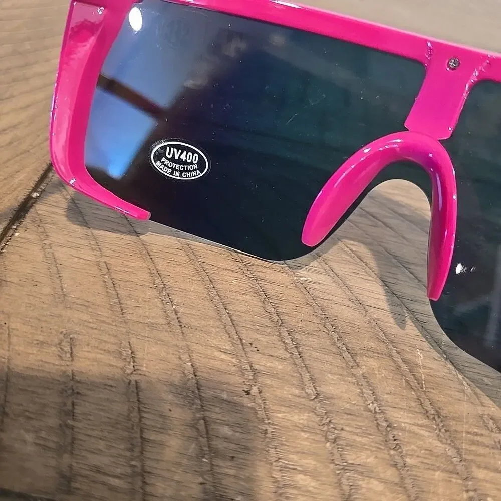 T Mobile SEC Logo Promo Sunglasses Pink Frame Rainbow Shield UV400 Advertising